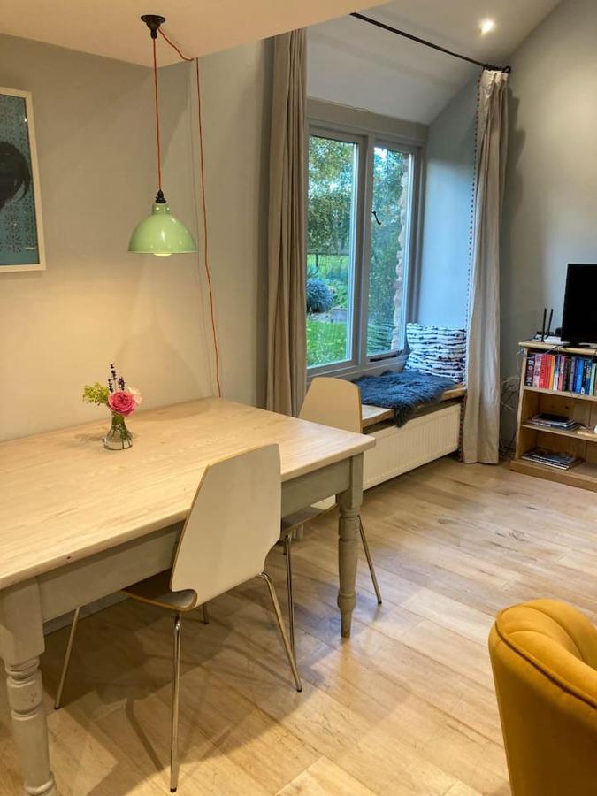 The Tractor Shed Apartment Usk Bagian luar foto